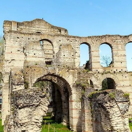 Daire Le Turenne Bordeaux